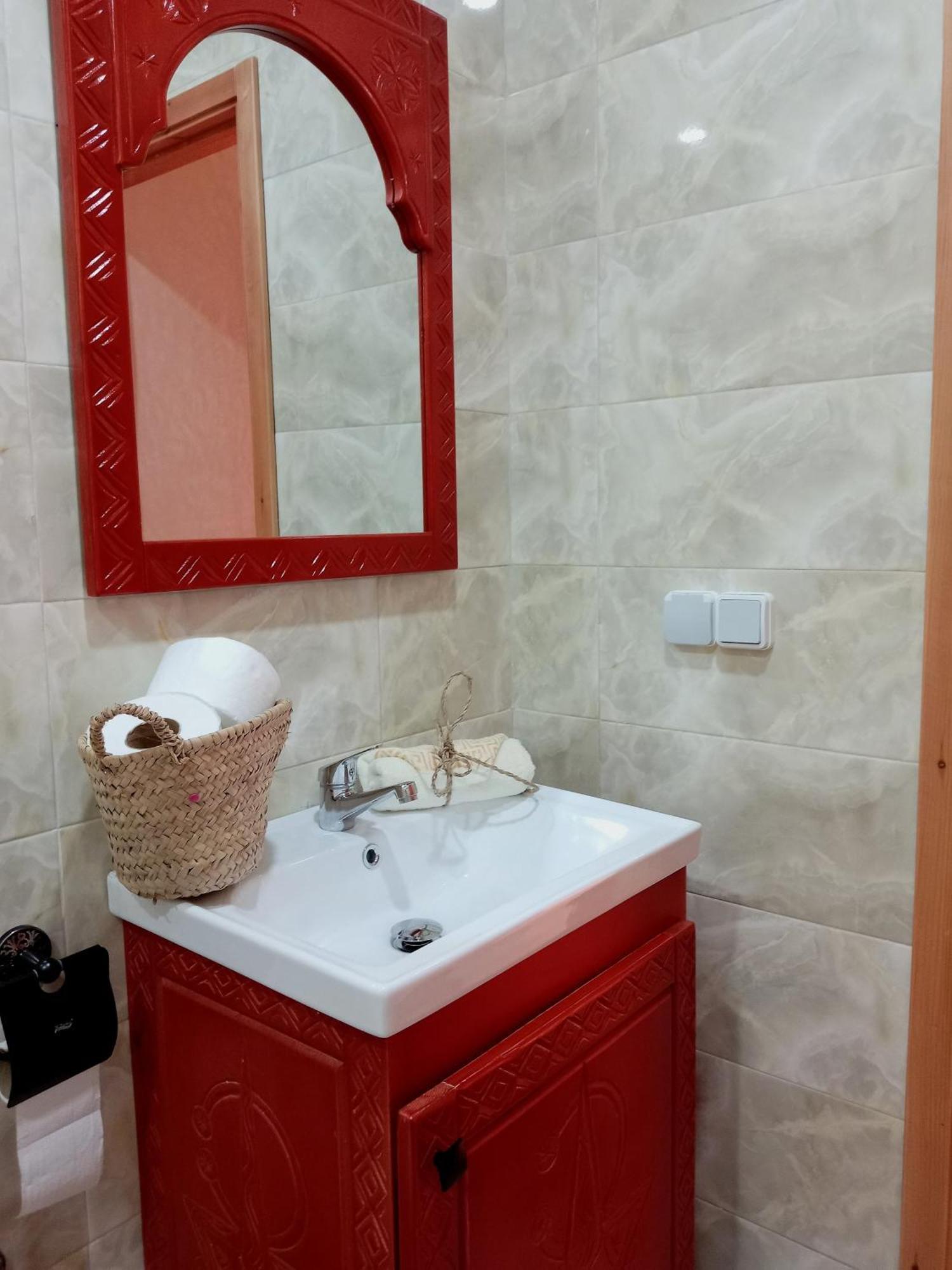 Taghoba Surf House Hostel Tamraght Екстериор снимка