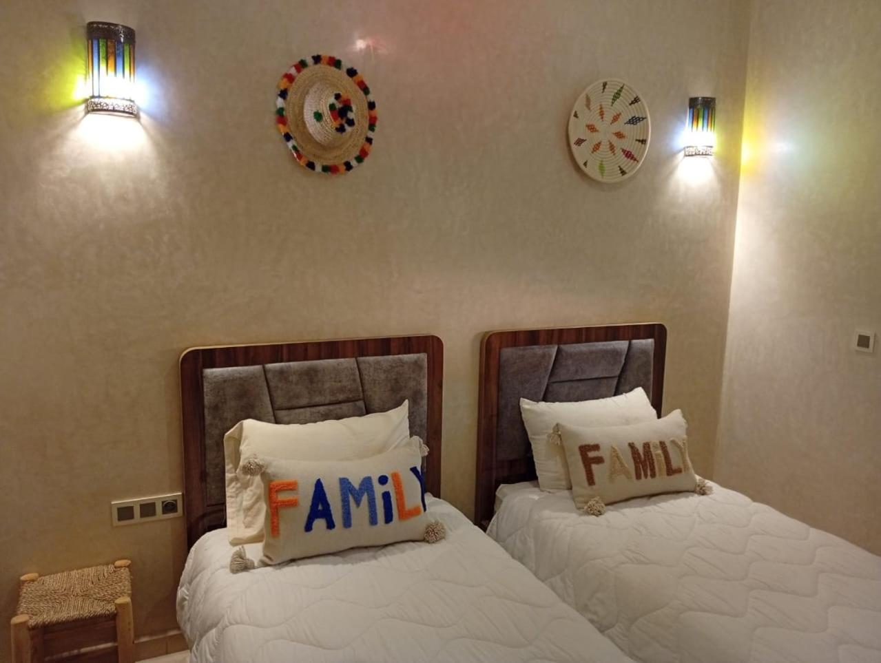 Taghoba Surf House Hostel Tamraght Екстериор снимка
